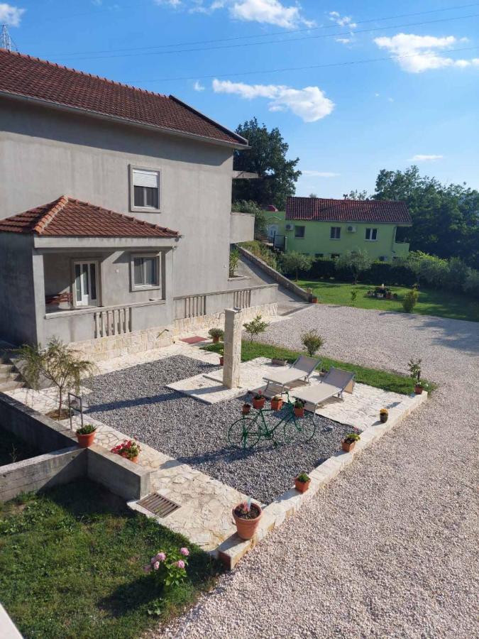 Studio Elena Tivat Exterior foto