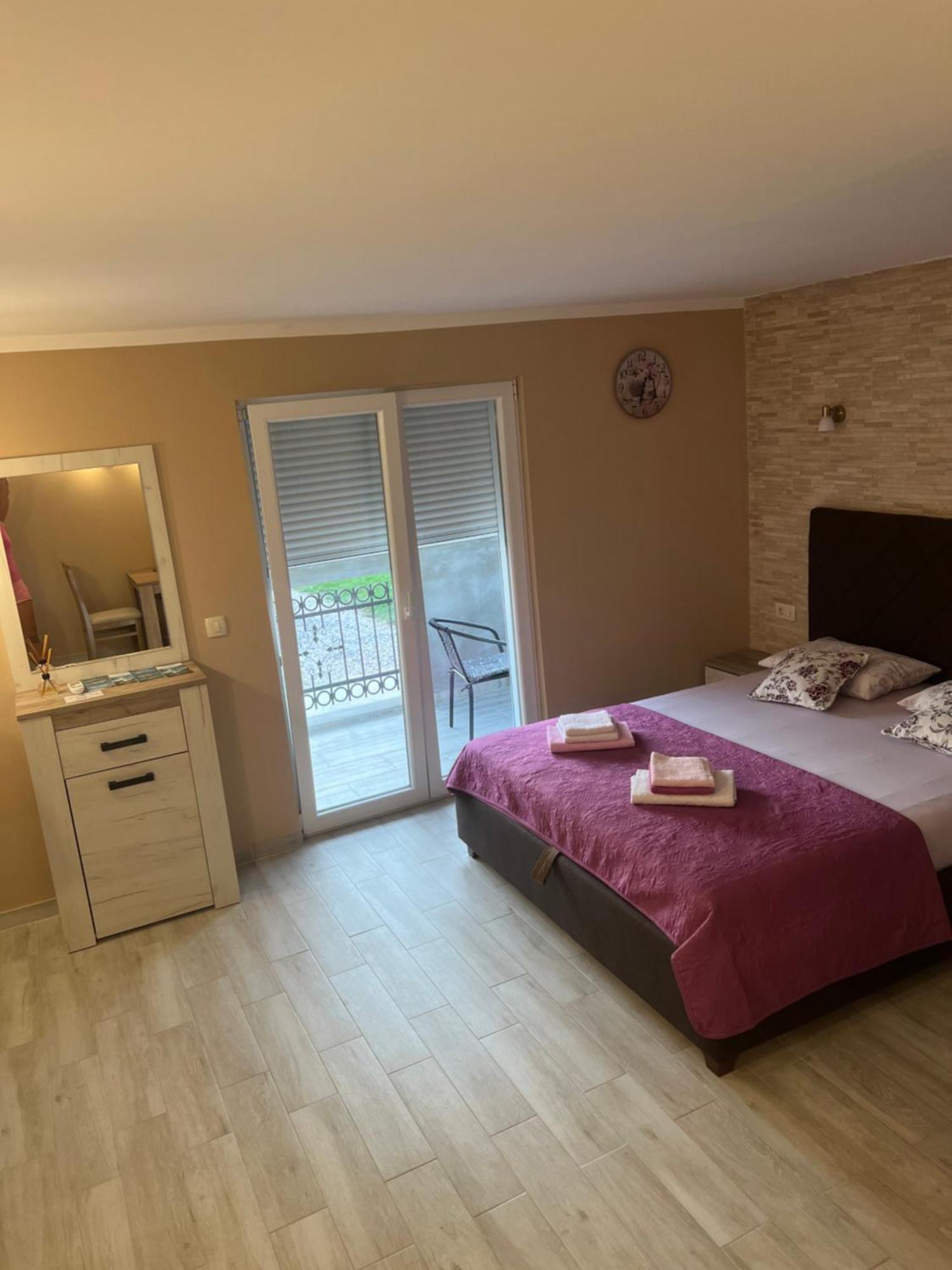 Studio Elena Tivat Exterior foto